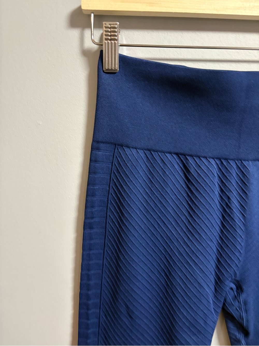 Zyia Leggings - Picture 4 of 5